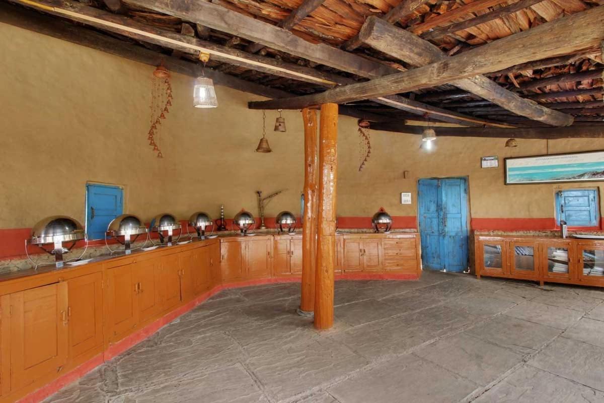 Vamoose Eco Lodge Chevron Kausani Eksteriør billede