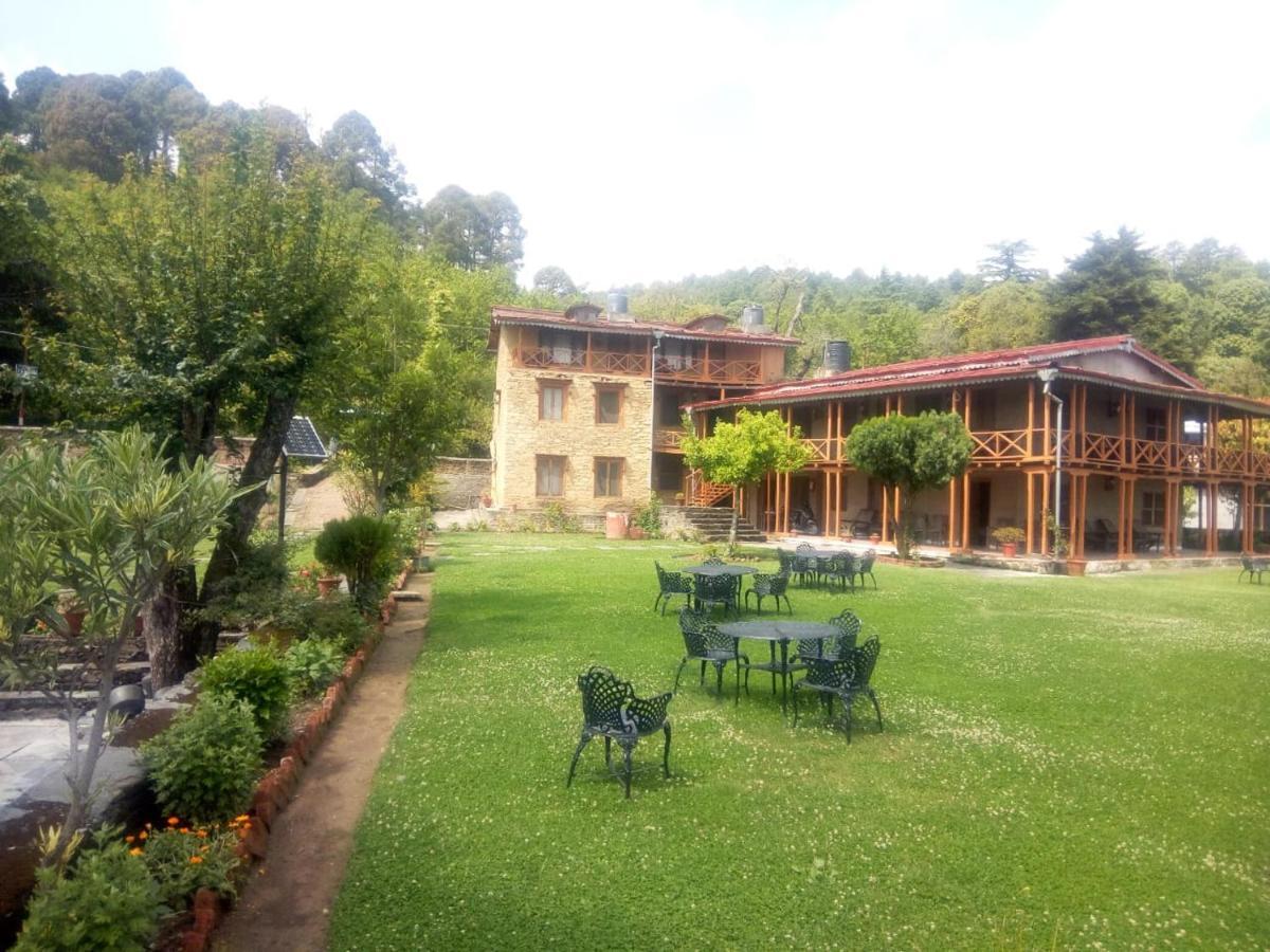 Vamoose Eco Lodge Chevron Kausani Eksteriør billede