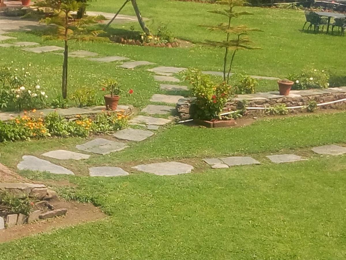 Vamoose Eco Lodge Chevron Kausani Eksteriør billede