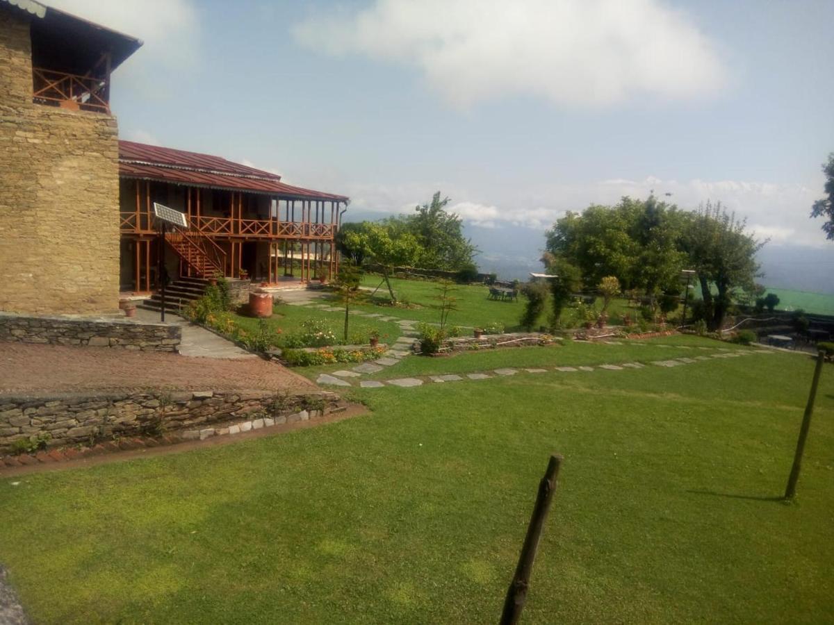 Vamoose Eco Lodge Chevron Kausani Eksteriør billede